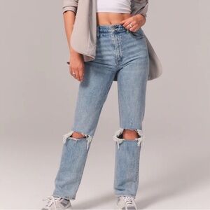 Abercrombie Ultra High Rise 90s Straight Jean